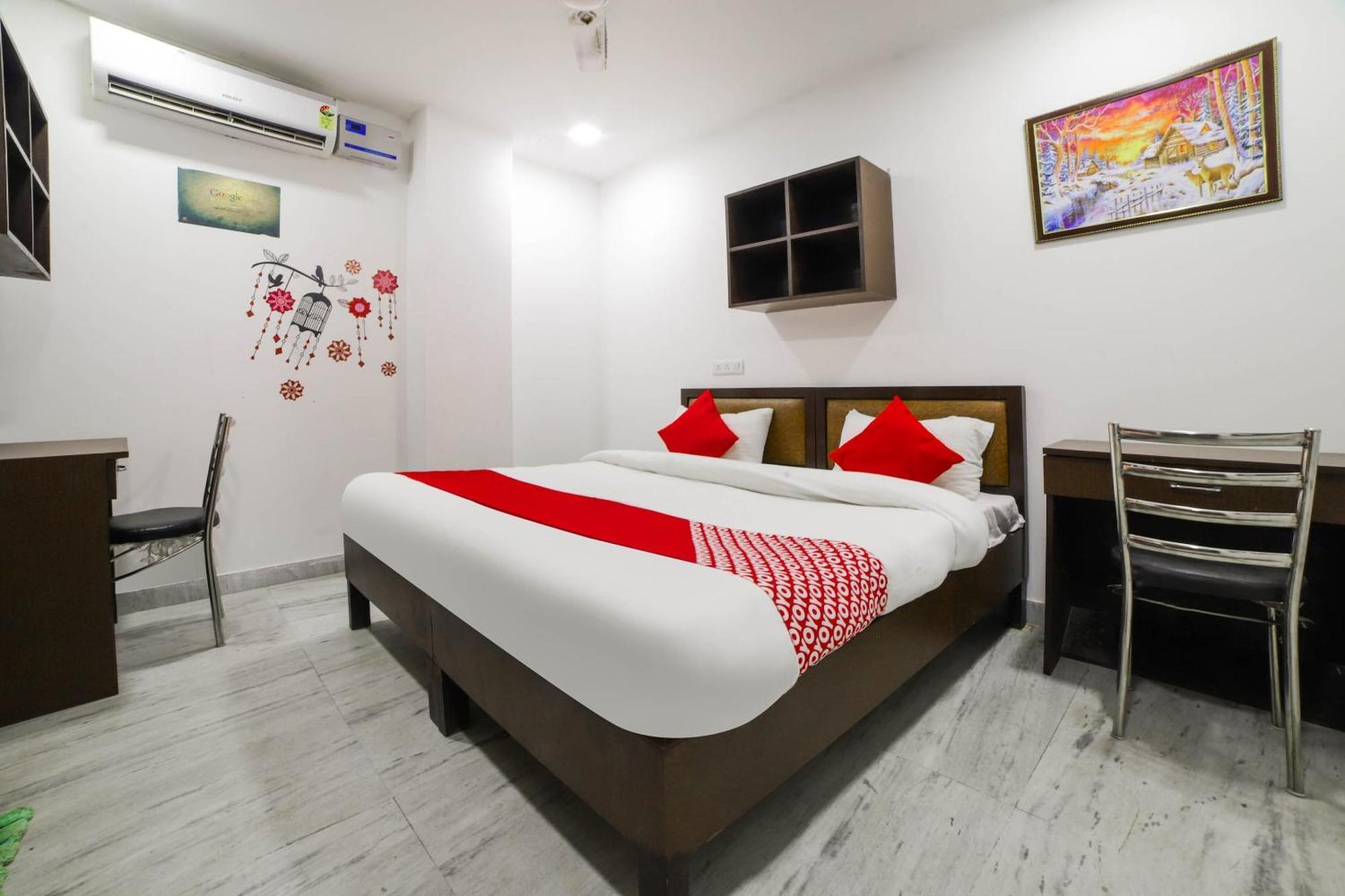 Hotel Seven S Delhi  Exteriör bild